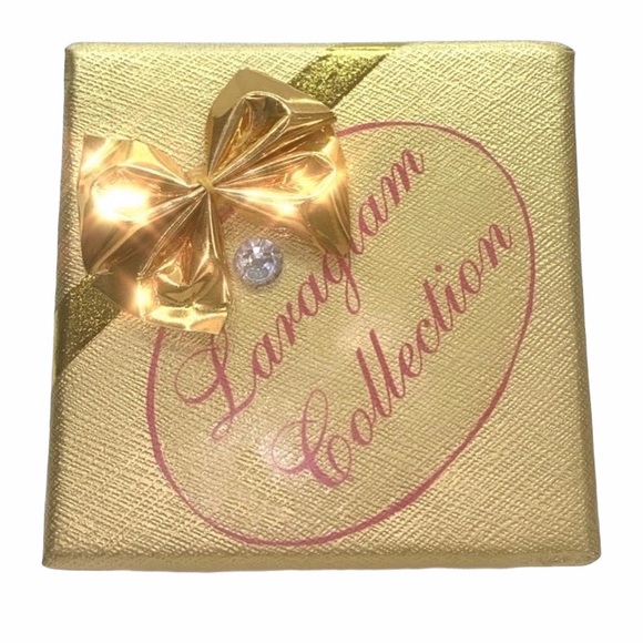 Acrylic Crystal Ring Embellished With Genuine “Crystal Stone Elements” New! - Picture 11 of 14